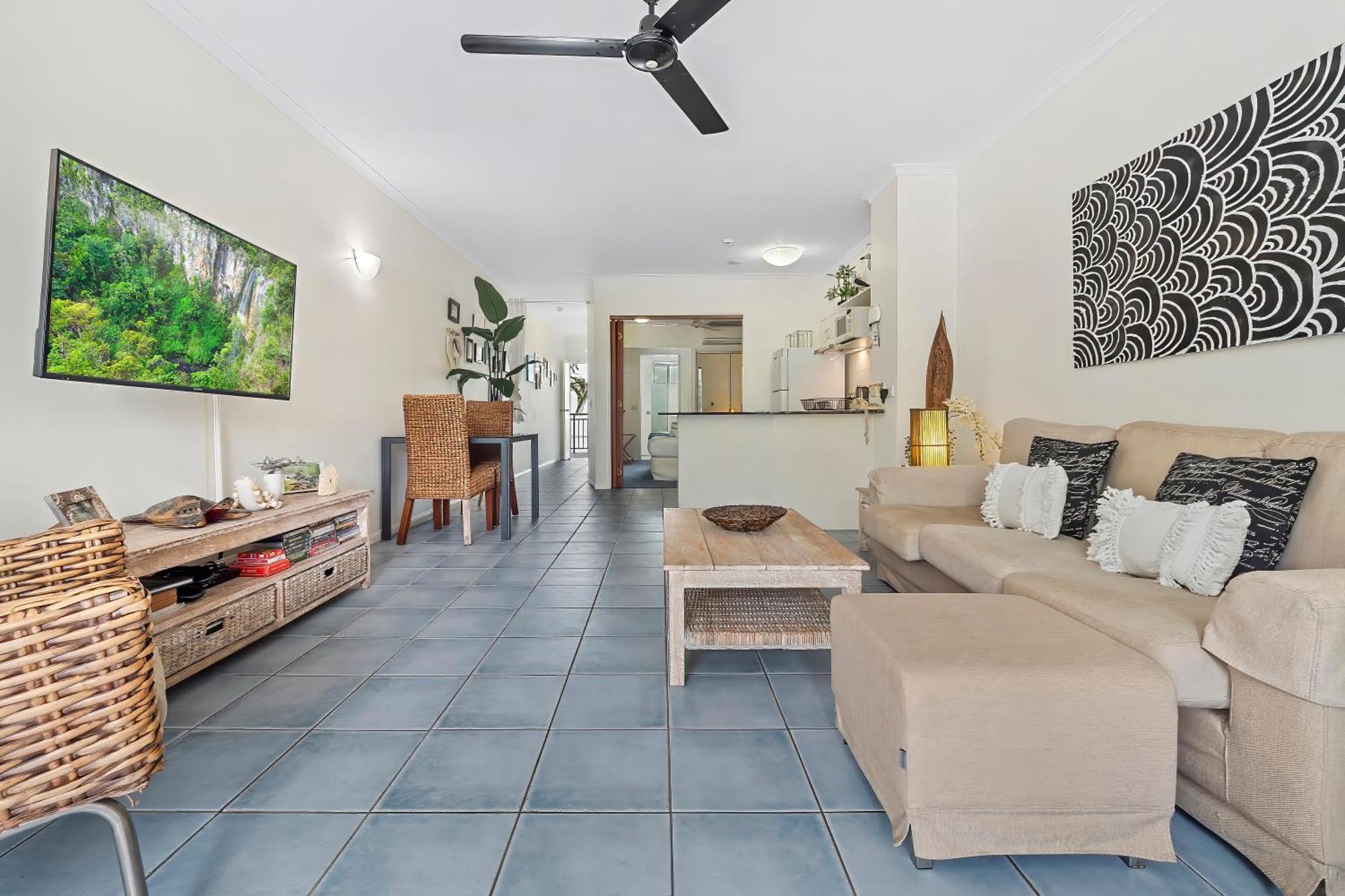 Alassio Beachfront Apartments Palm Cove Ruang foto
