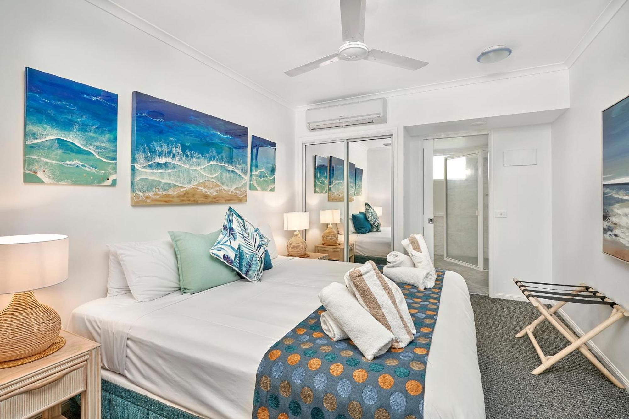 Alassio Beachfront Apartments Palm Cove Ruang foto