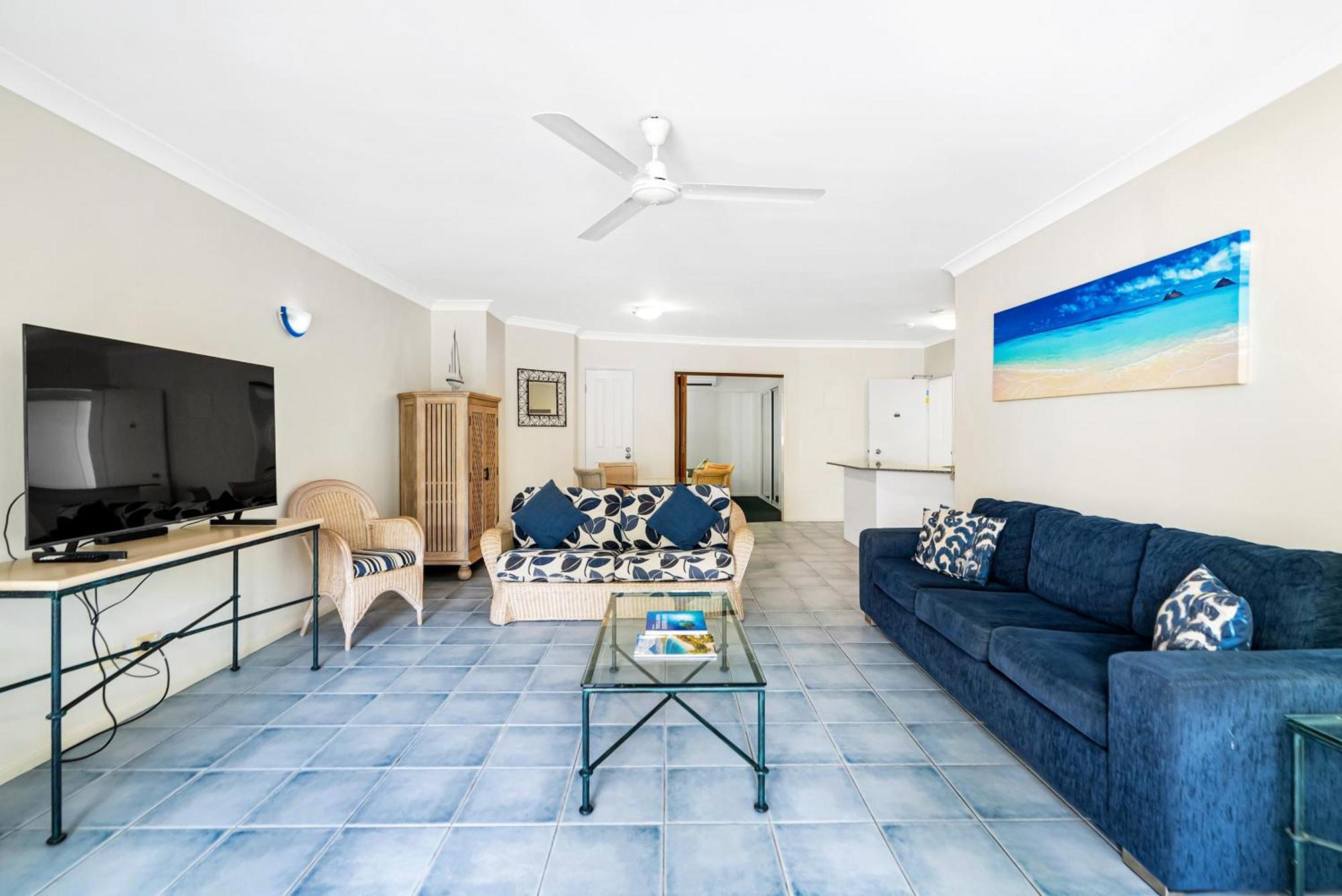 Alassio Beachfront Apartments Palm Cove Ruang foto