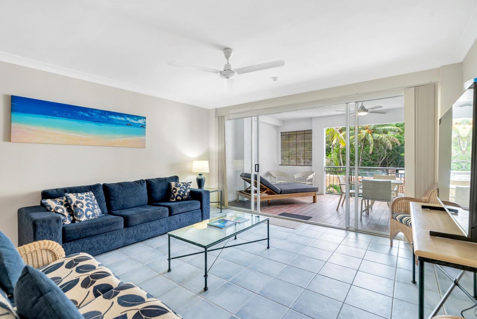 Alassio Beachfront Apartments Palm Cove Ruang foto